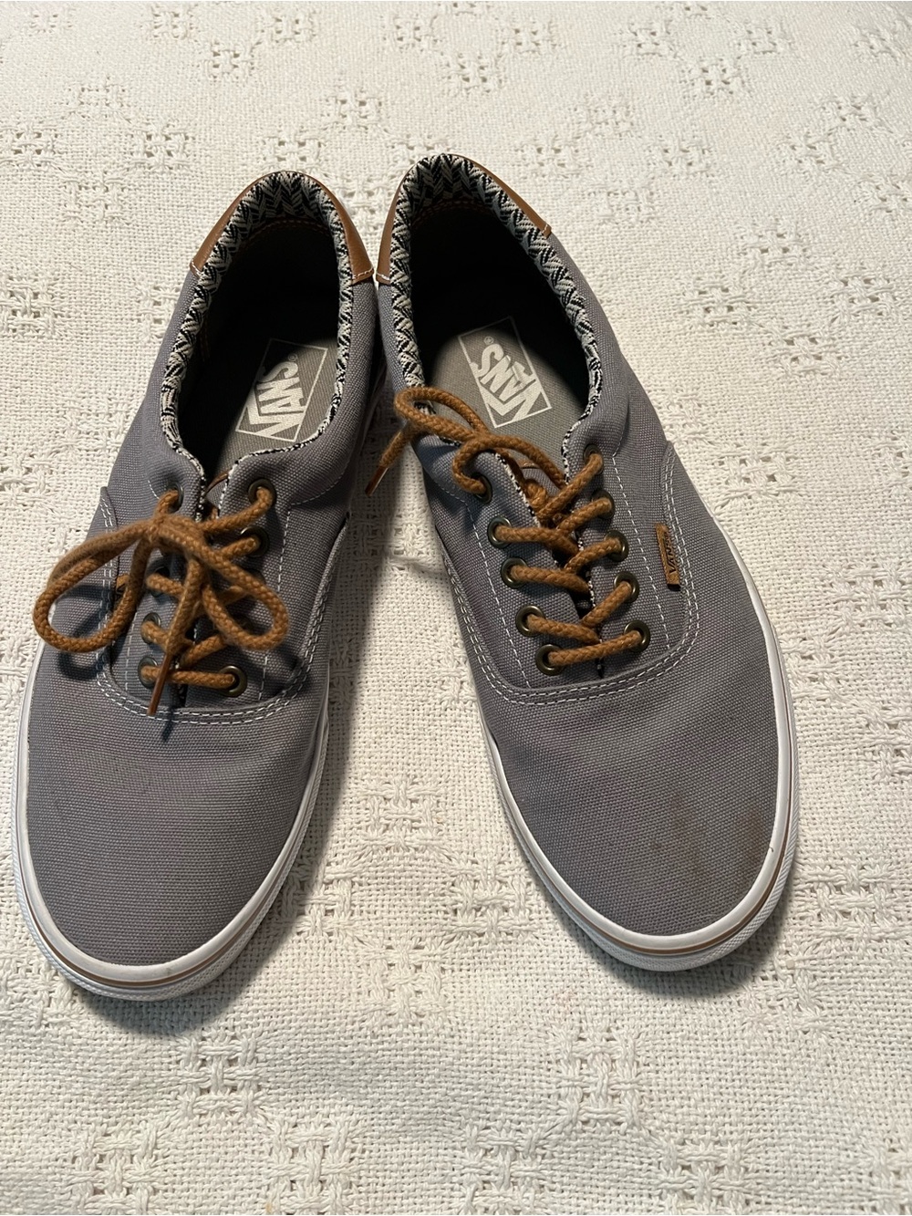 VANS Atwood Lace up Men Sneakers Shoes SZ 10